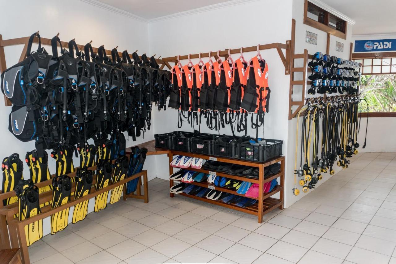 Quo Vadis Dive Resort Moalboal Exterior photo