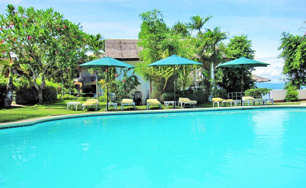Quo Vadis Dive Resort Moalboal Exterior photo