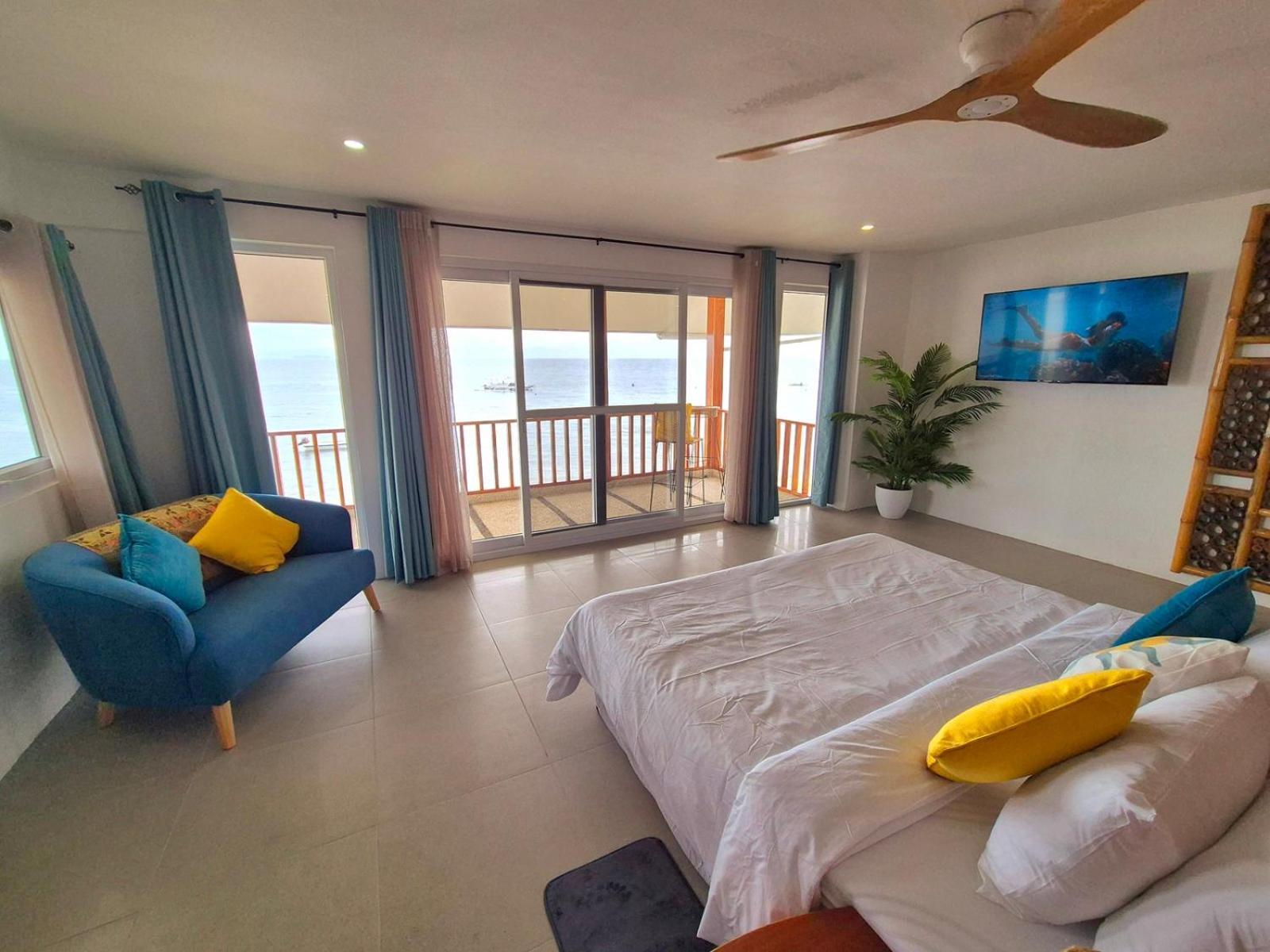 Quo Vadis Dive Resort Moalboal Exterior photo